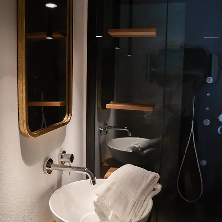 Labotanica_casalounge 4* צ'סנטיקו
